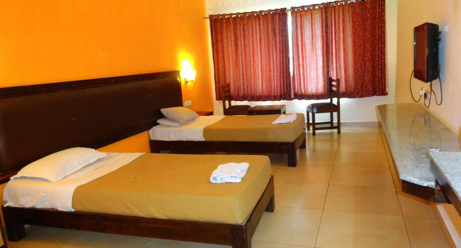 St. James Court Beach Resort, Pondicherry 5